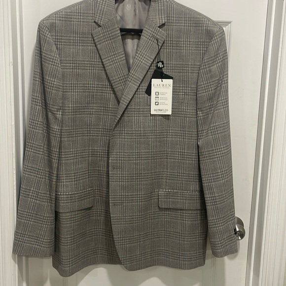 Men’s Ralph Lauren’s sport coat never worn.